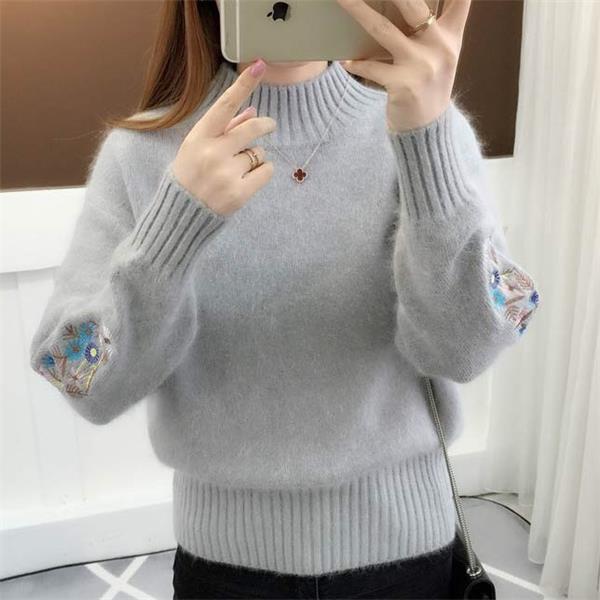 Madeline | Thick Flower Embroidered Sweater